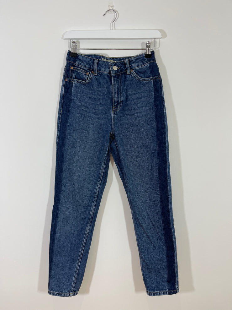 Blue Mom Jeans (W26L30)