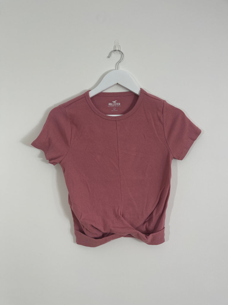 Pink hollister shirt online